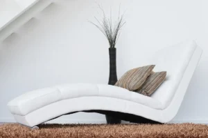 Brusket Épure intérieur salon épuré matériaux durables