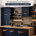 Une cuisine modernisée avec des armoires bleu marine